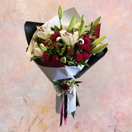 21 Red Roses and Lilies